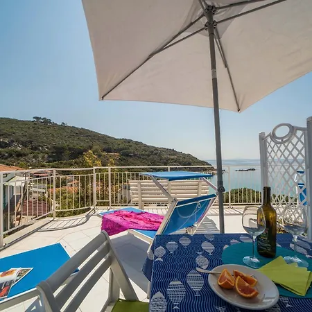 Le Sirene Mono 9 * Spiaggia di Cavoli