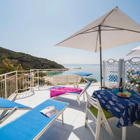 Le Sirene Mono 9 Apartment *