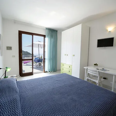 Le Sirene Mono 9 * Spiaggia di Cavoli